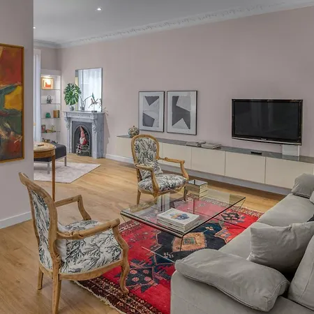 Always Easy I Bellas Artes Apartment *